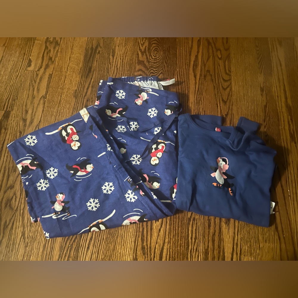 Brand new Blush navy blue penguin pj set